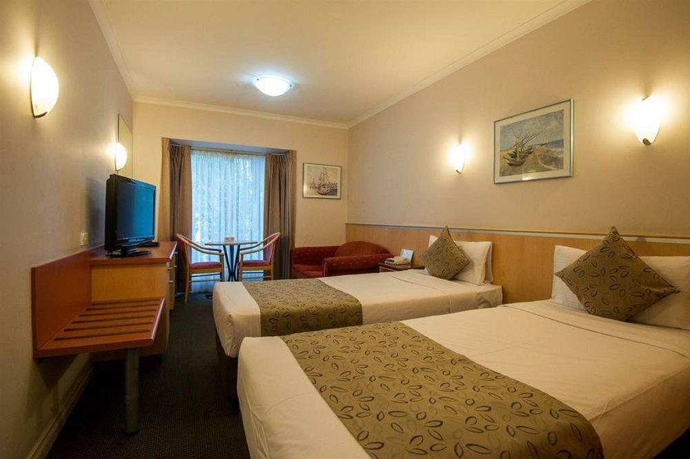 The Waverley International Hotel Glen Waverley Eksteriør billede